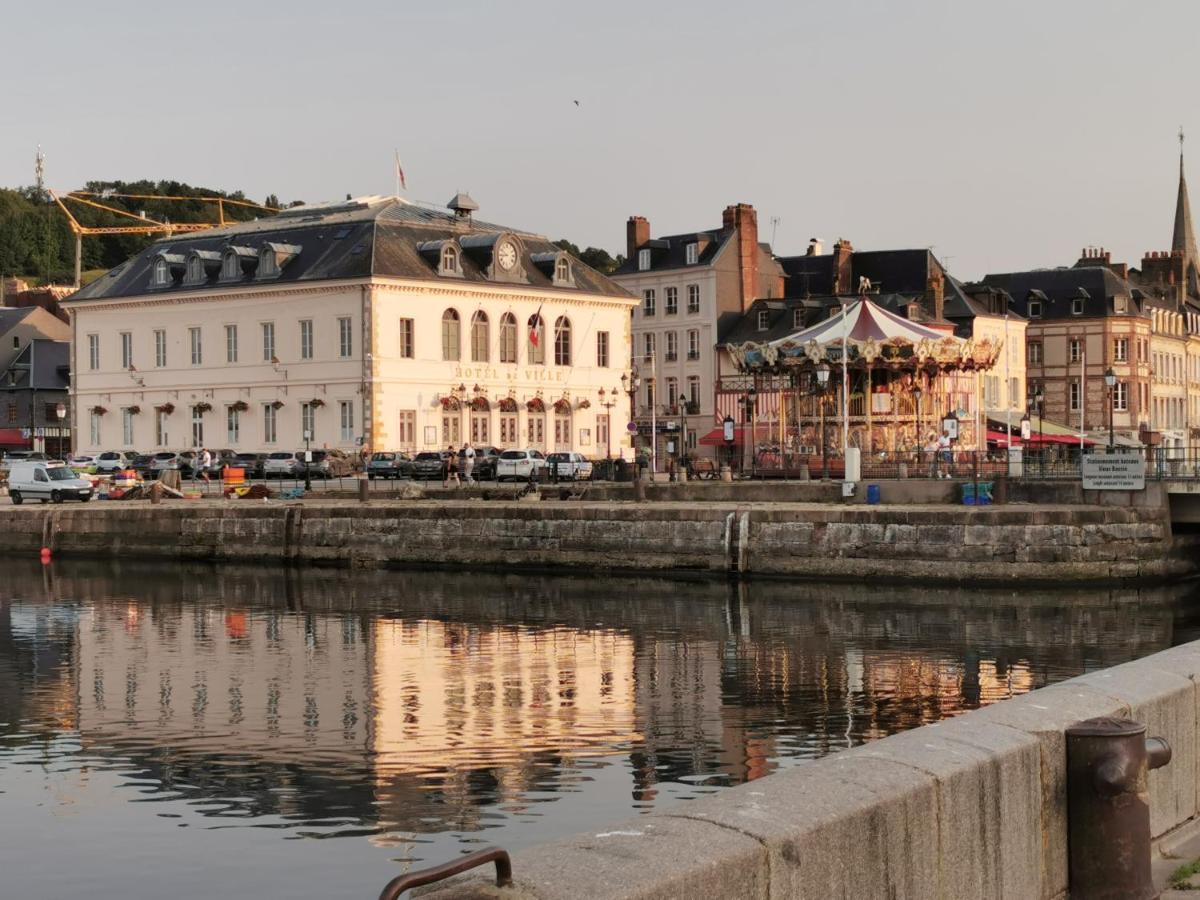 Phare Des Impressionnistes Apartment Honfleur